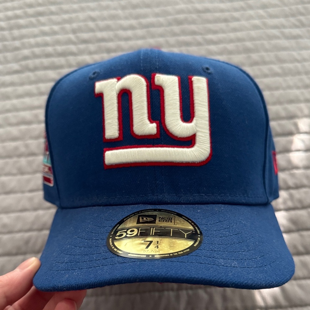 New Era New York Giants Cap with Super Bowl 42 Logo on the Right side